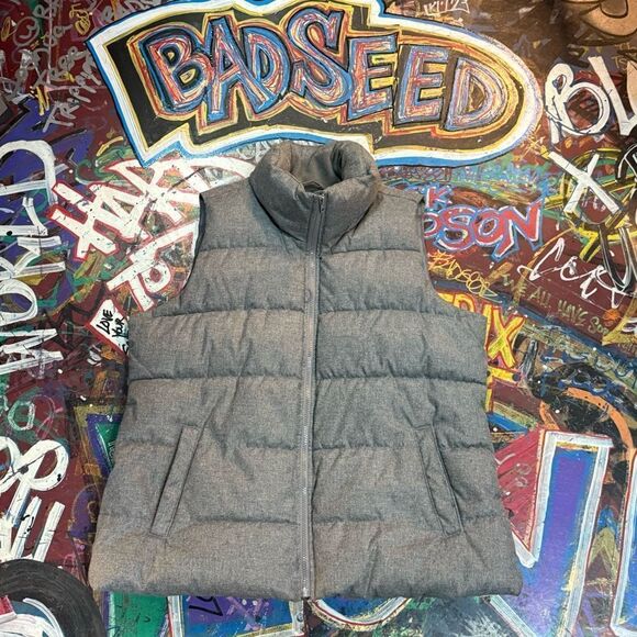 Y2K Old Navy Gray Puffer Vest - Lightweight and Warm - Size Large - Unisex - Picture 1 of 8